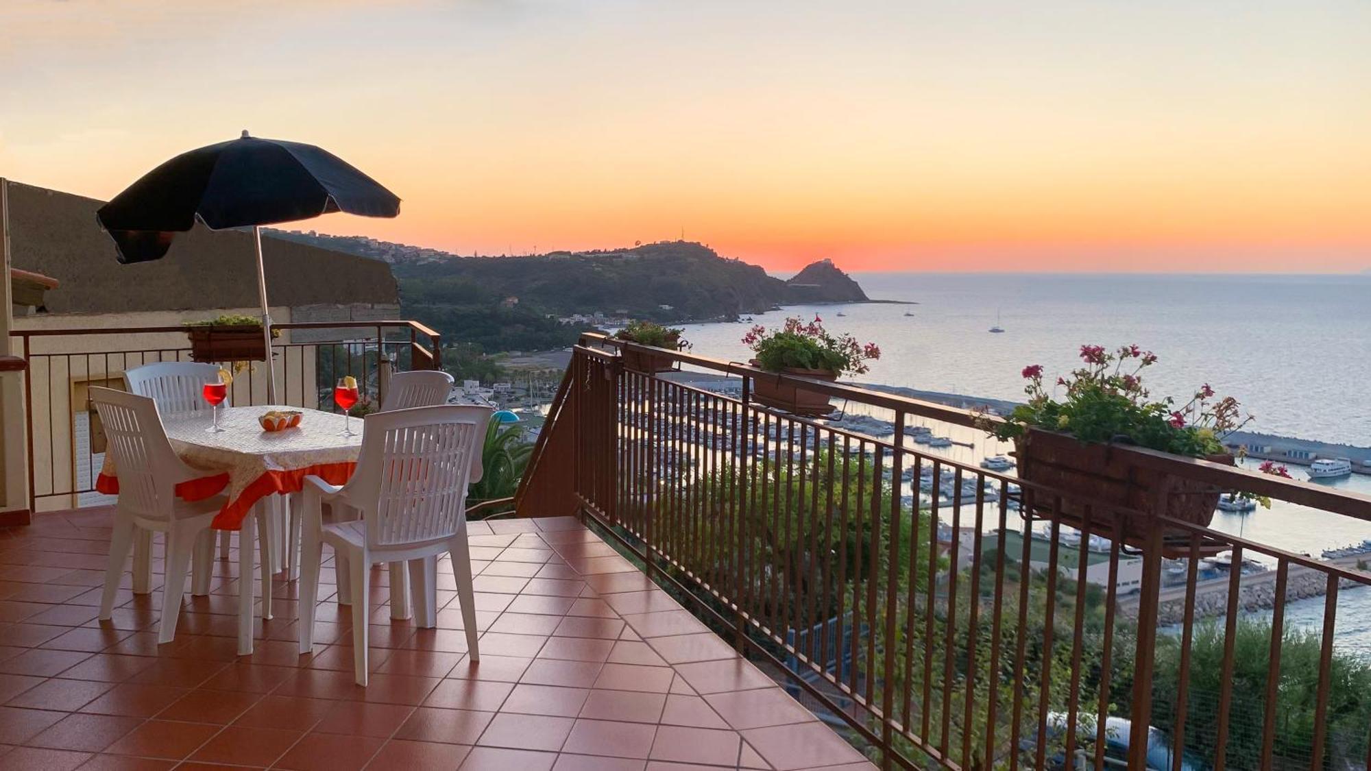 Villa Perla D'Orlando Capo dʼOrlando Exterior foto